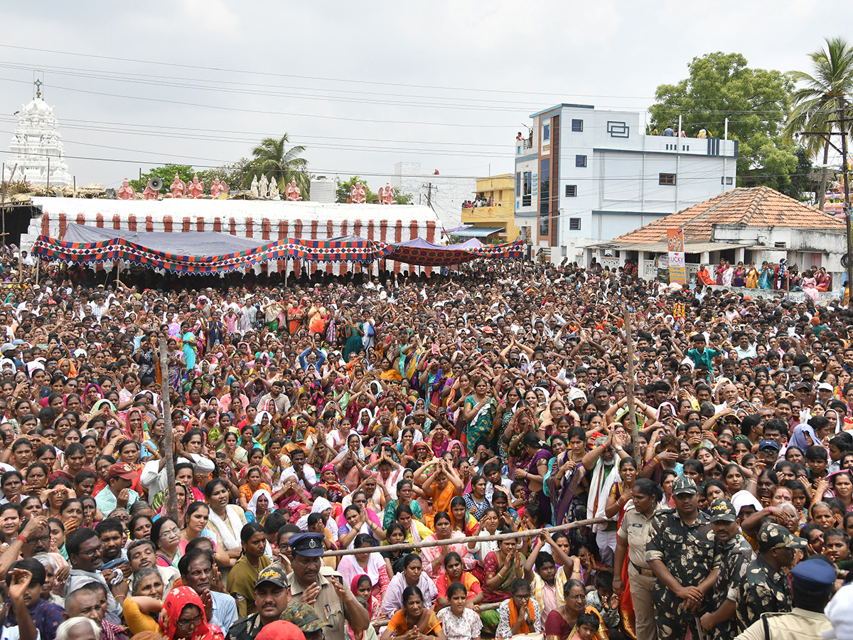 Garuda_20Bird_20At_20Raghunayaka_20Kalyanam_20at_20Prakasam_20District__20_2811_29.jpg 11