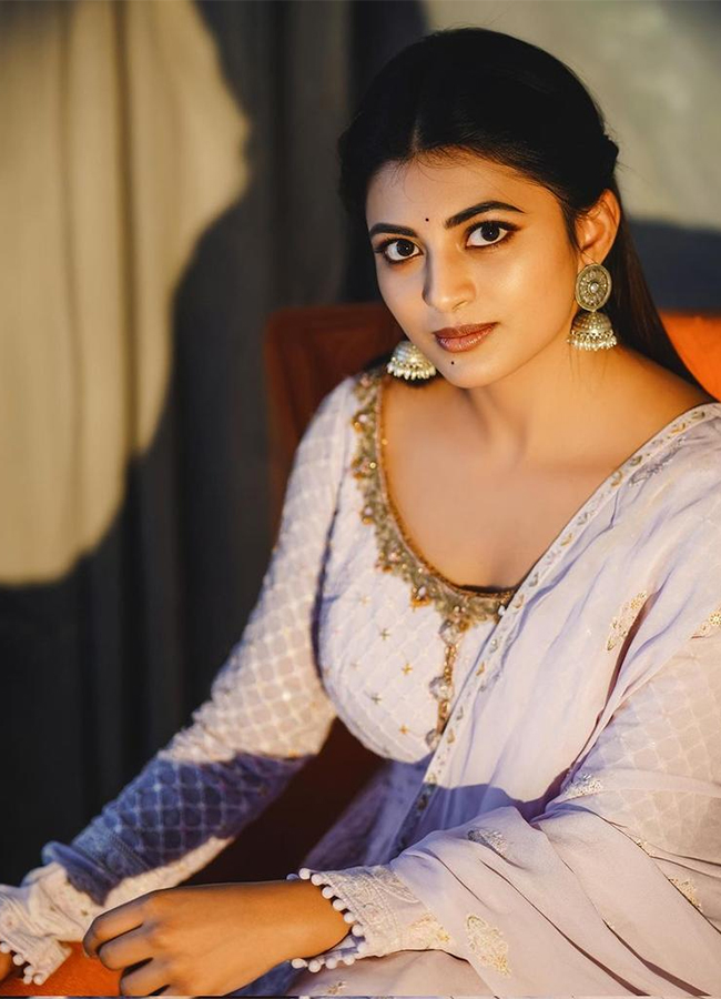actress_20anandhi_20latest_20photos__20_2815_29.jpg 15