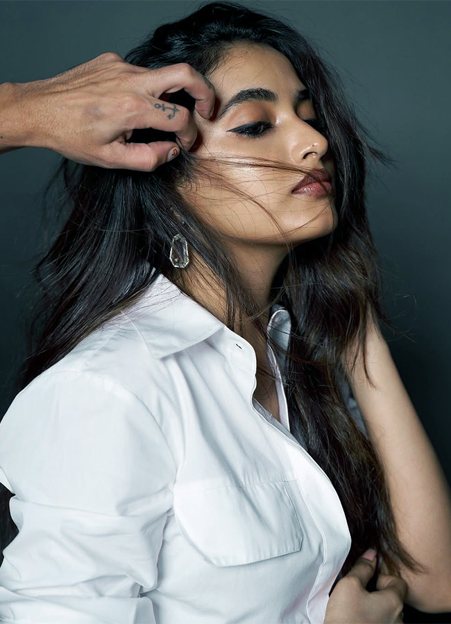 Actress_20Priyanka_20Arul_20Mohan_20Latest_20Photos__20_283_29.jpg 3
