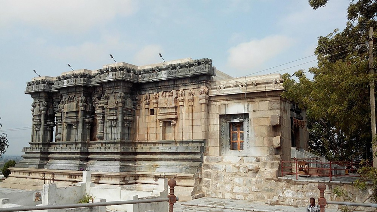 Dichpally_20Ramalayam_20is_20a_20Lord_20Rama_20temple_20located_20in_20Nizamabad_20Photos__20_2819_29.jpg 19