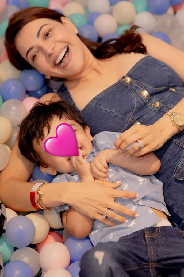 Kajal_20Aggarwal_20Son_20Neil_20Grand_20BirthDay_20Celebrations_20Photos_20_285_29.jpg 6