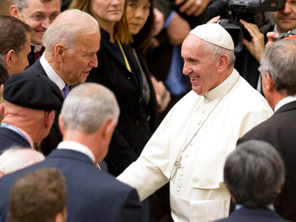 Pope_20Francis_20life_20in_20Rare_20Pictures_20Viral__20_2812_29.jpg 12