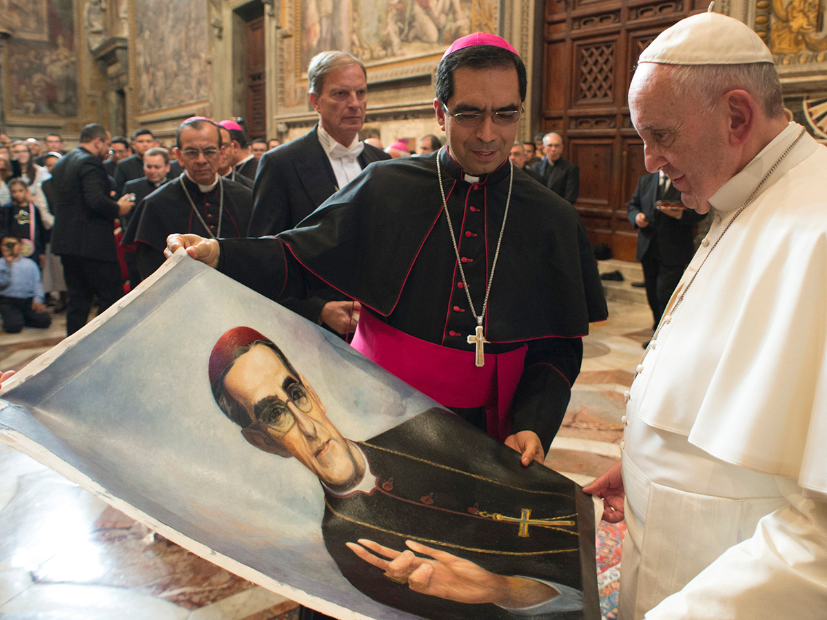 Pope_20Francis_20life_20in_20Rare_20Pictures_20Viral__20_287_29.jpg 7