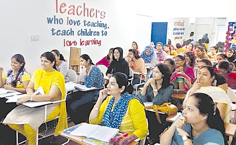 TEACHERS-TRAINING.jpg
