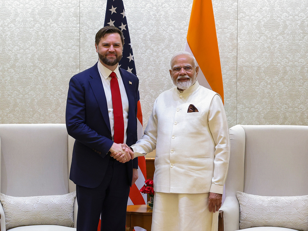 US_20Vice_20President_20JD_20Vance_20Arrives_20in_20New_20Delhi_20Photos__20_2815_29.jpg 15