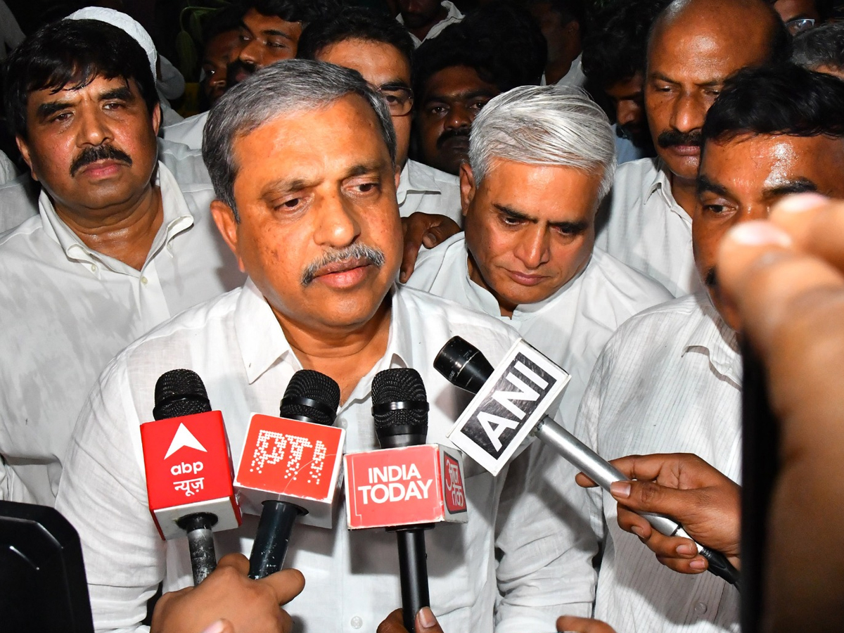 Candle_20rally_20from_20ysrcp2.jpg 3