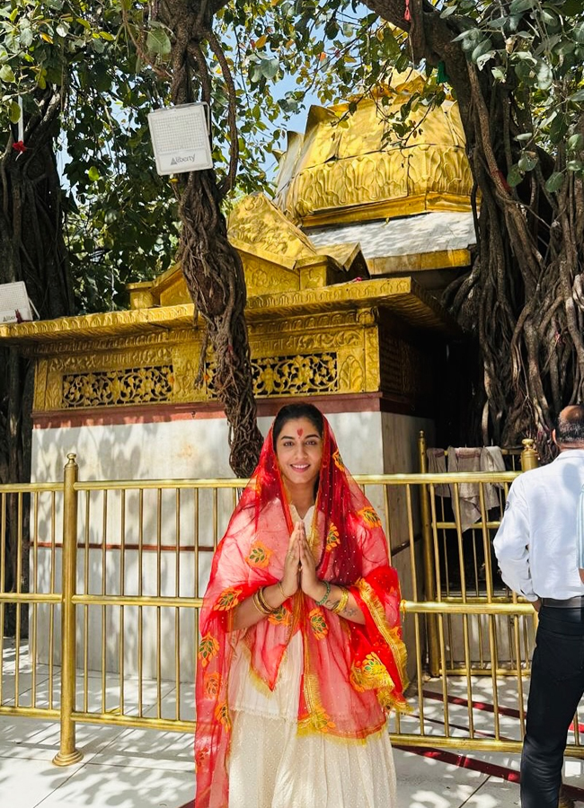 Vishnupriya10_0.jpg 11