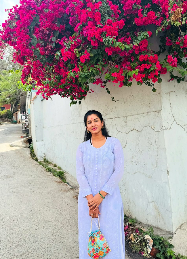 Vishnupriya14_0.jpg 15