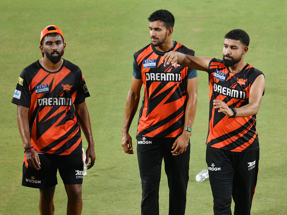 sunrisers_20hyderabad_20vs_20mumbai_20indians_20match_20today__20_285_29.jpg 5