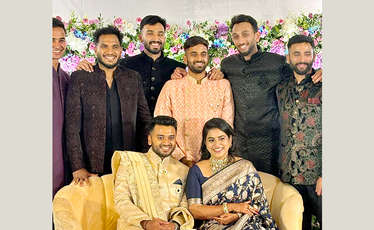 Actress_20Archana_20Kottige_20Marries_20BR_20Sharath_20In_20Bengaluru_20Photos_20_282_29.jpg 5