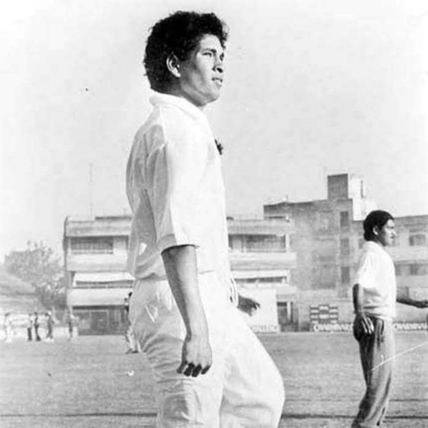 Rare_20Photos_20Of_20Sachin_20Tendulkar_20-4.jpg 4