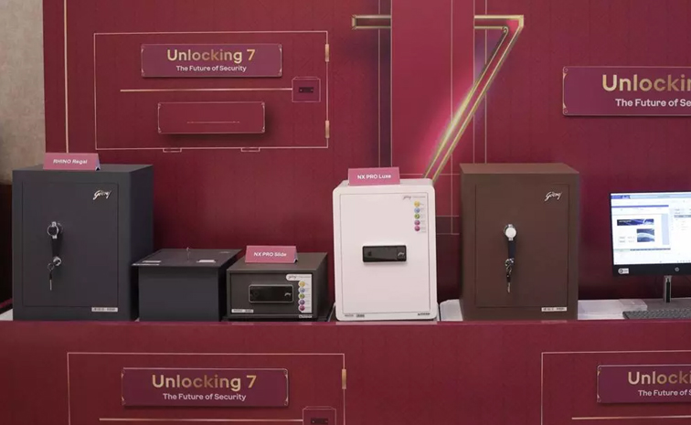 lockers.jpg
