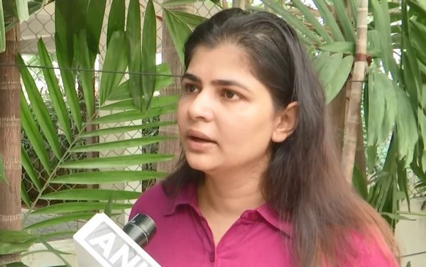 chinmayi.jpg