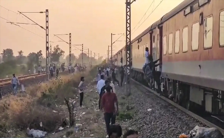 train_chennai.jpg