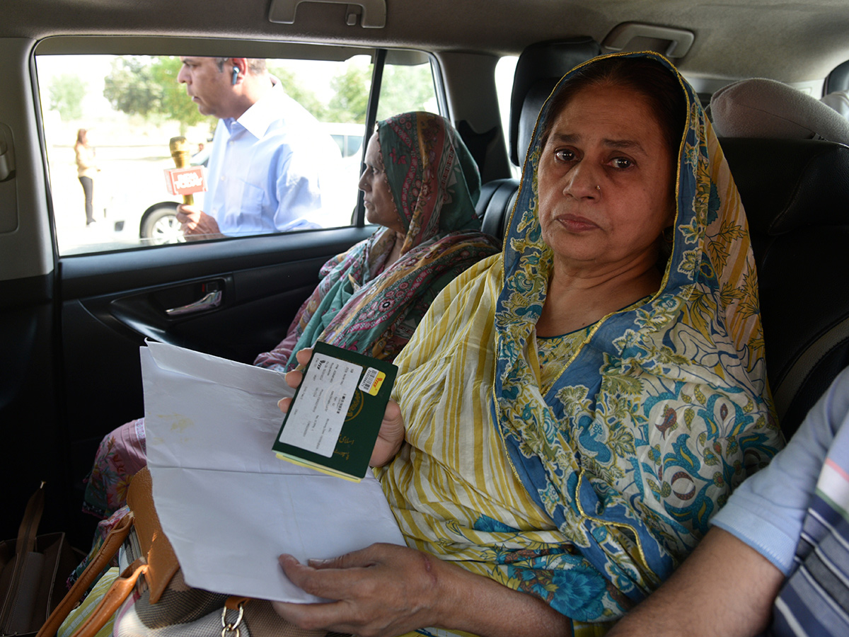 Integrated_20Check_20Post_20at_20the_20Attari_20Wagah_20border_20near_20Amritsar__20_2813_29.jpg 13