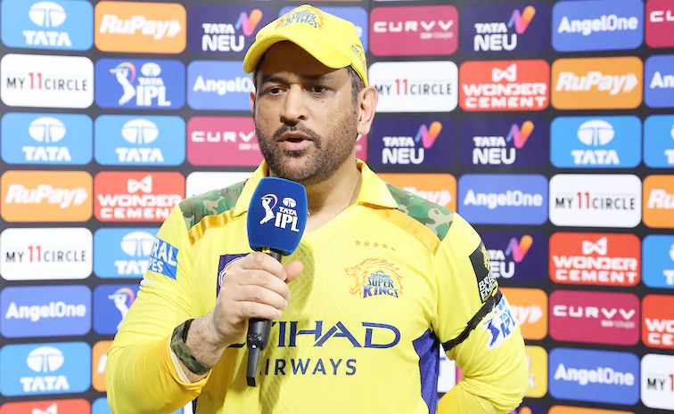 dhoni.jpg