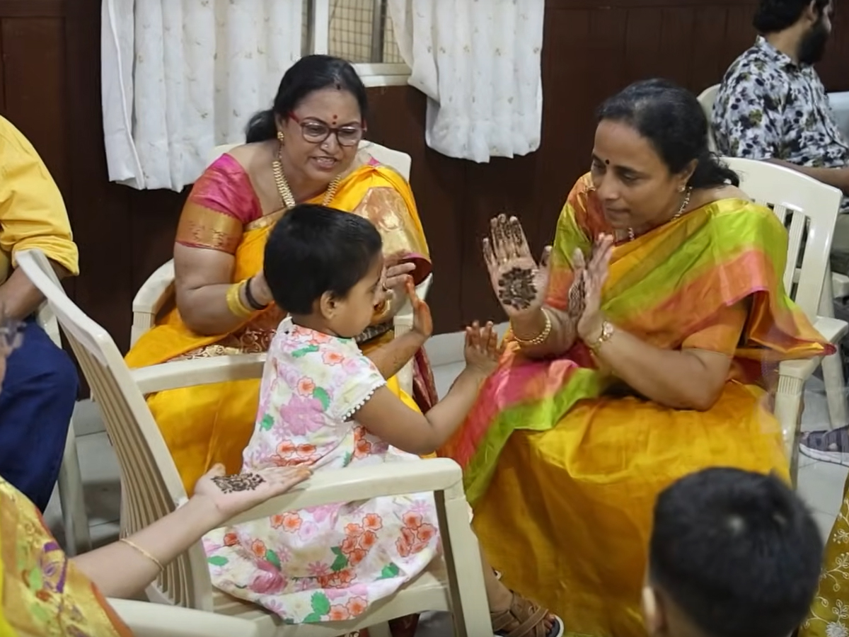 Doctor_20babu_20son_20Haldi_20ceremony_2012.jpg 13