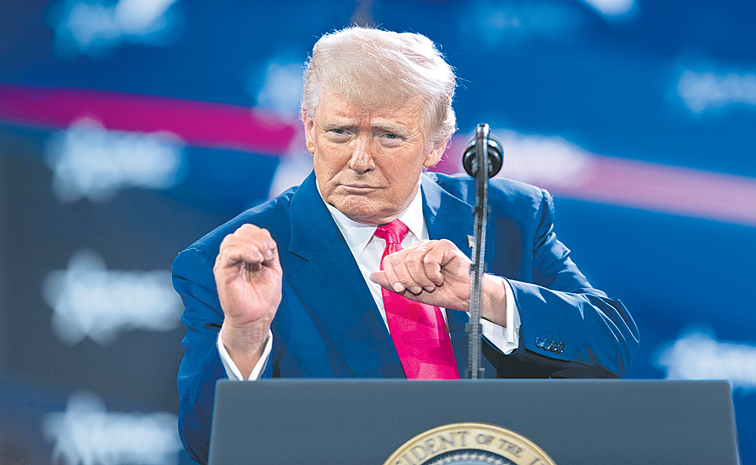 230220250226-TRUMP.jpg