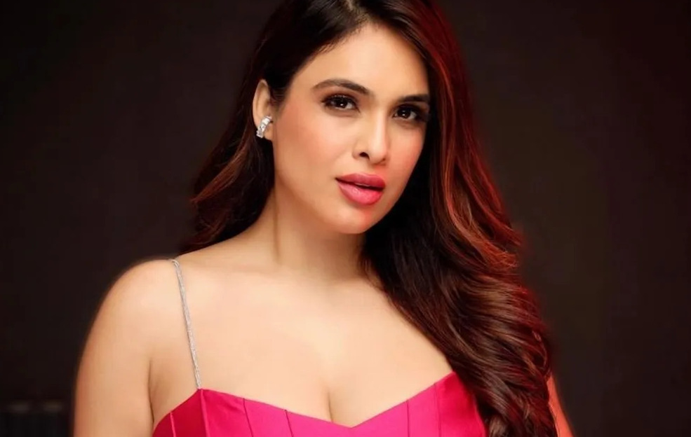 Neha-Malik.jpg