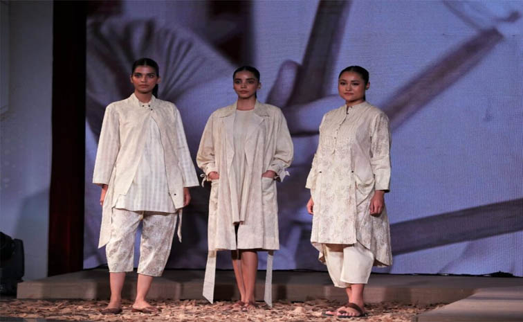 khadhi2.jpg