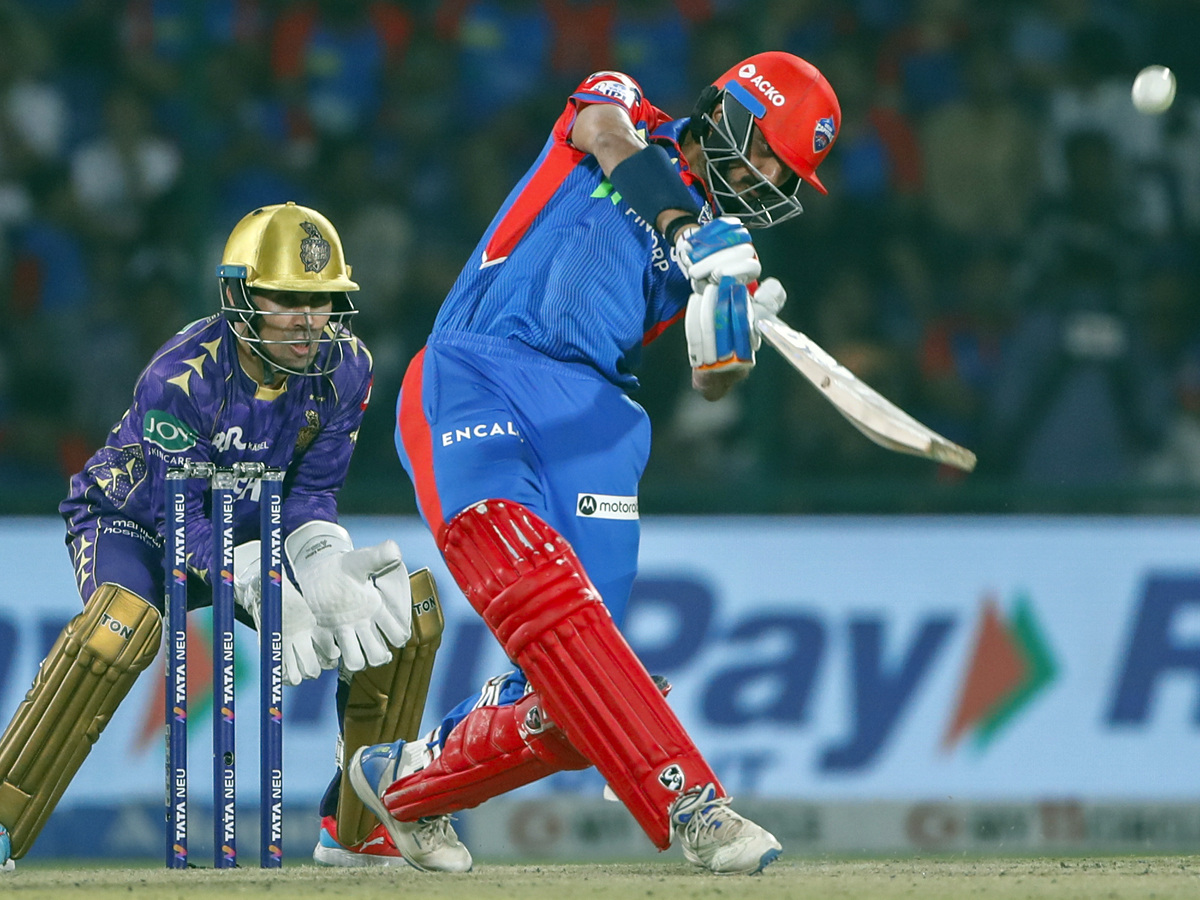 KKR_20vs_20DC_20match_20highlts5.jpg 5