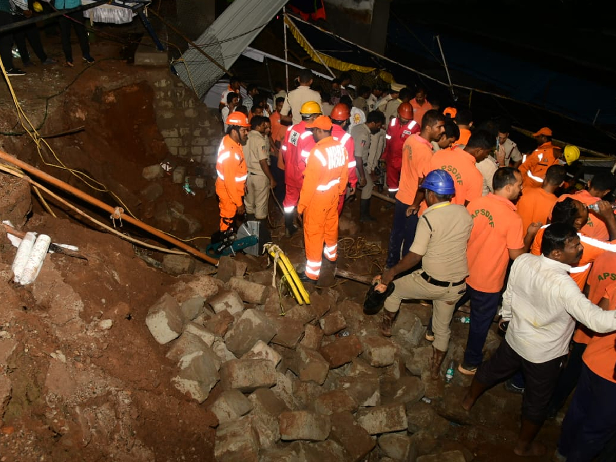 Simhachalam_20Appanna_20Incident3_0.jpg 6