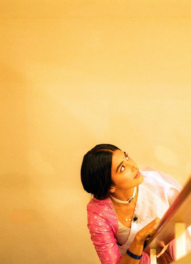 Pooja_20Hegde3.jpg 4