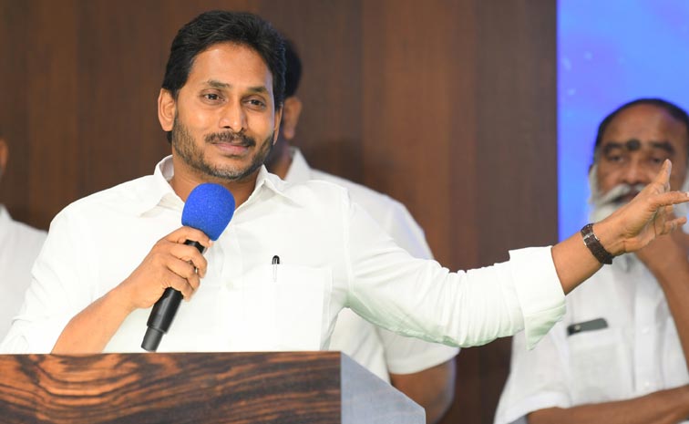 YS-Jagan-fires-on-Chandraba.jpg