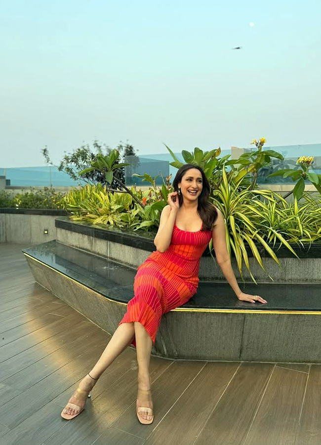 Pragya_20Jaiswal5.jpg 6