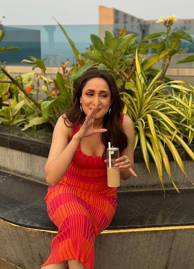 Pragya_20Jaiswal7.jpg 8
