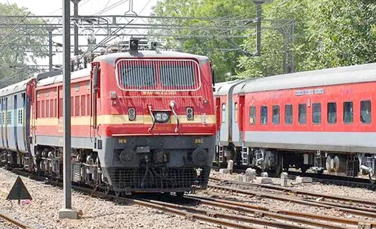 Trains-Running-Between-Char.jpg