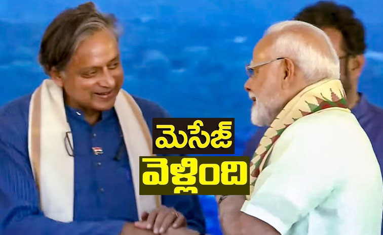 shashi_tharoor_modi.jpg