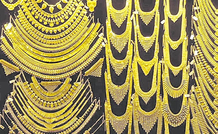 GOLD-JEWELRY.jpg