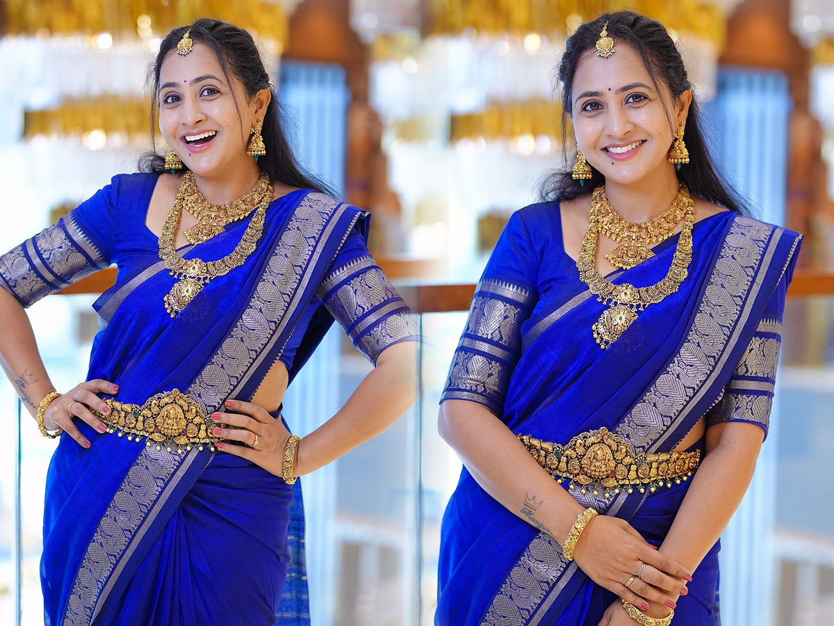 Lasya_20in_20blue_20saree_20title.jpg 1