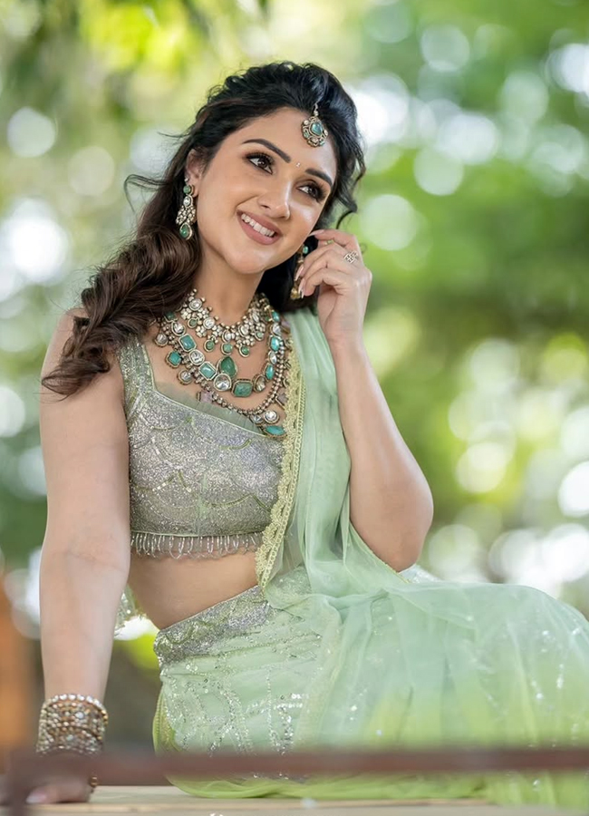 Sridevi_20vijay_20kumar3.jpg 4