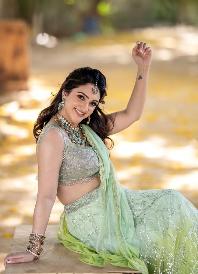 Sridevi_20vijay_20kumar4.jpg 5