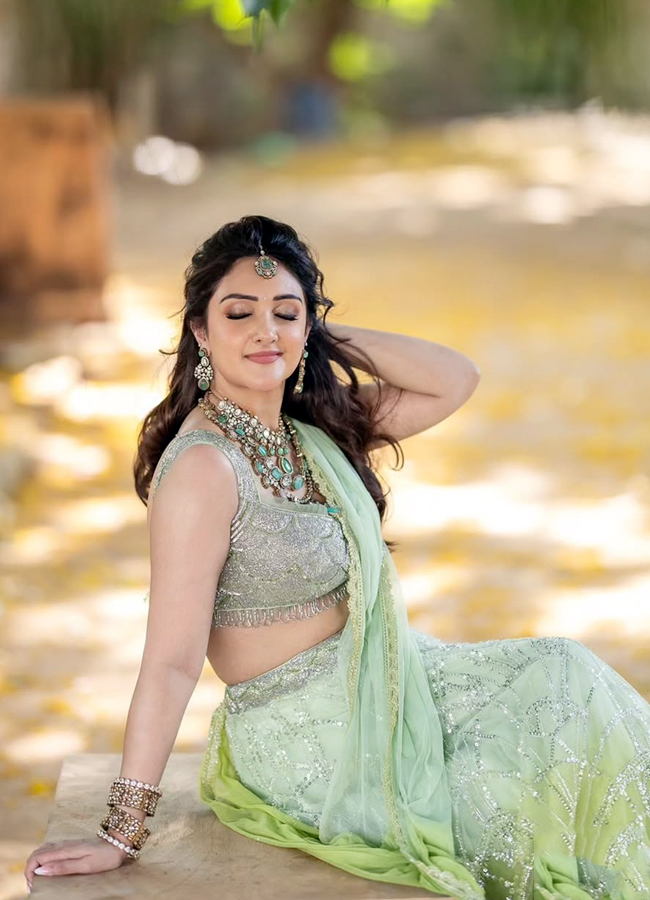 Sridevi_20vijay_20kumar5.jpg 6