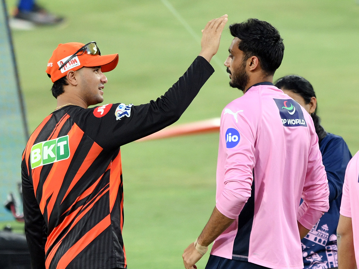 Sunrisers_20Hyderabad_20vs_20Delhi_20Capitals_20Match_20in_20Hyderabad_20Photos__20_2816_29.jpg 16