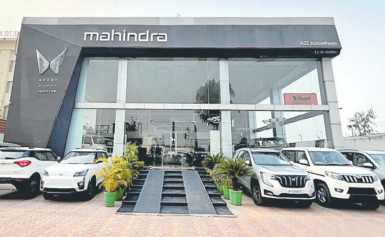 MAHINDRA-MAHINDRA22.jpg