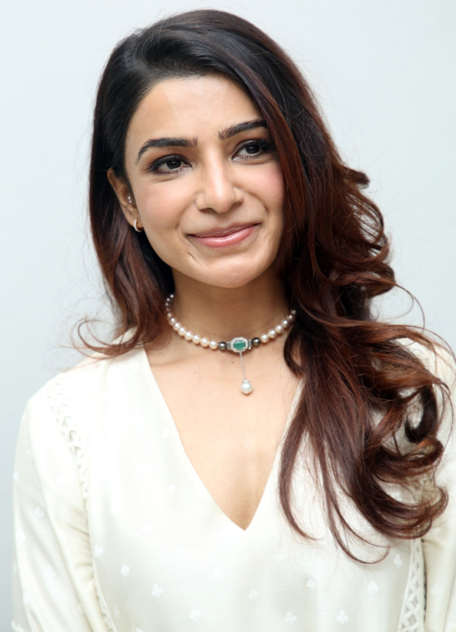 Samantha11.jpg 12