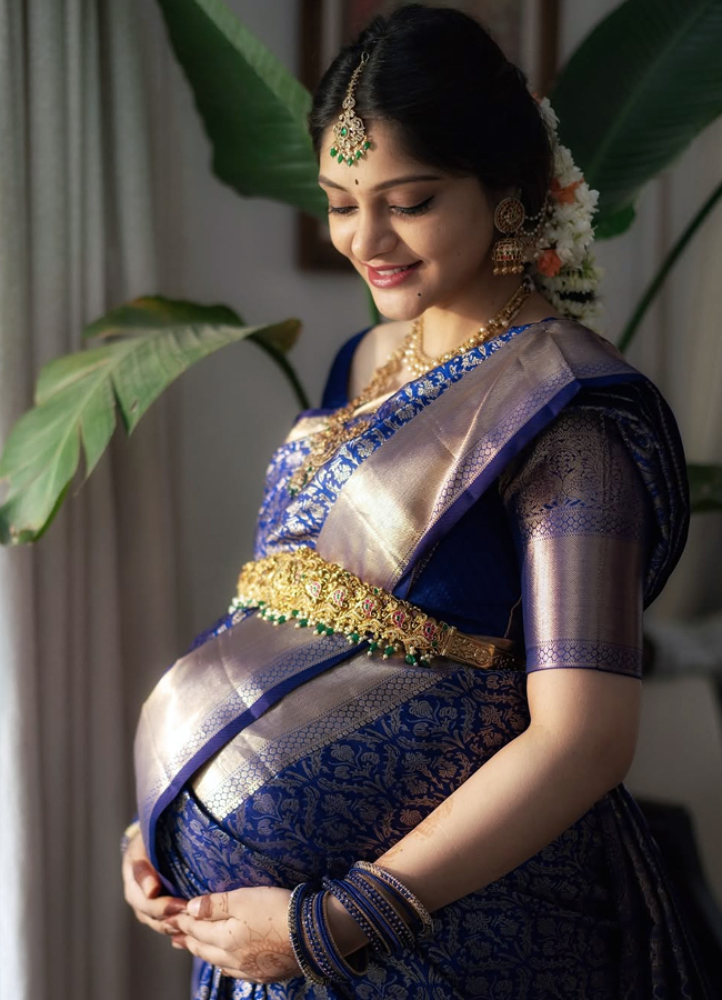 Kiran_20abbavaram_20wife_20seemantham1.jpg 2