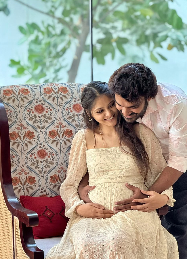 Kiran_20abbavaram_20wife_20seemantham3.jpg 4
