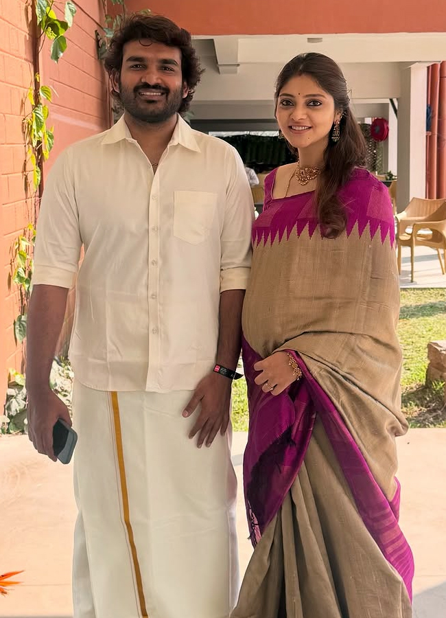 Kiran_20abbavaram_20wife_20seemantham5.jpg 6