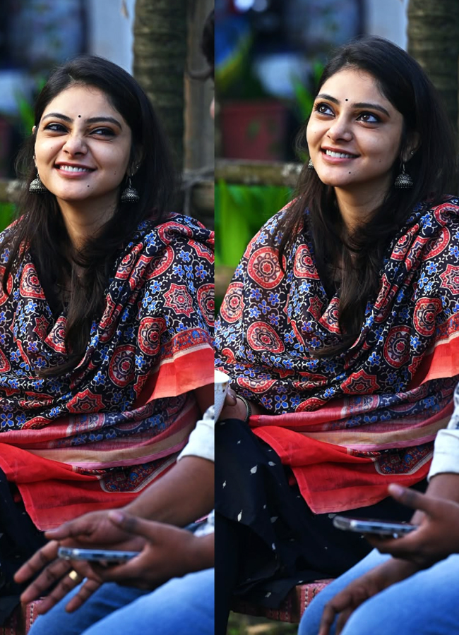 Kiran_20abbavaram_20wife_20seemantham8.jpg 9