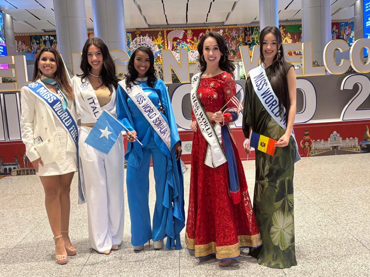 MIss_20World_202025_203.jpg 4