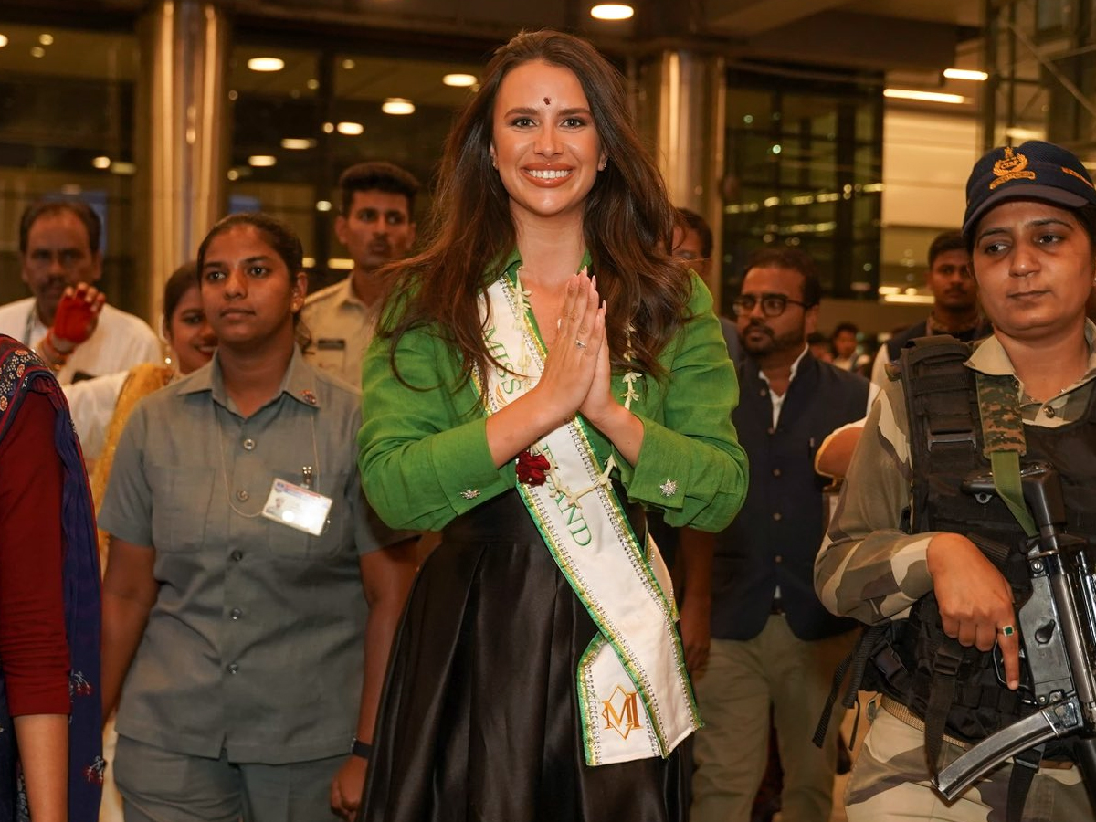 MIss_20World_202025_204_0.jpg 5