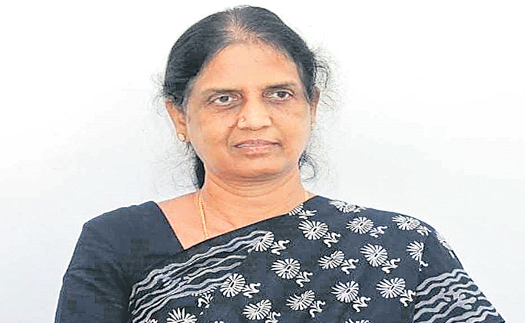 P-SABITHA-INDRA-REDDY-3.jpg