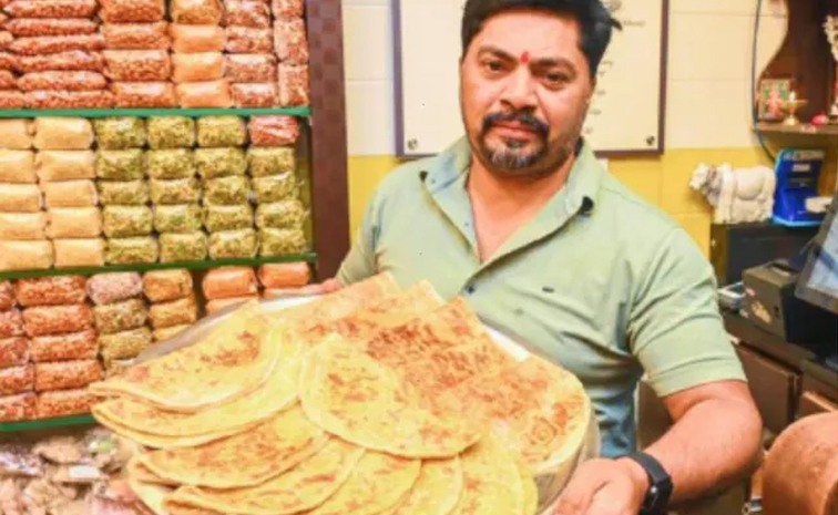 kr-bhaskarsuccesPuranpoliGhar.jpg
