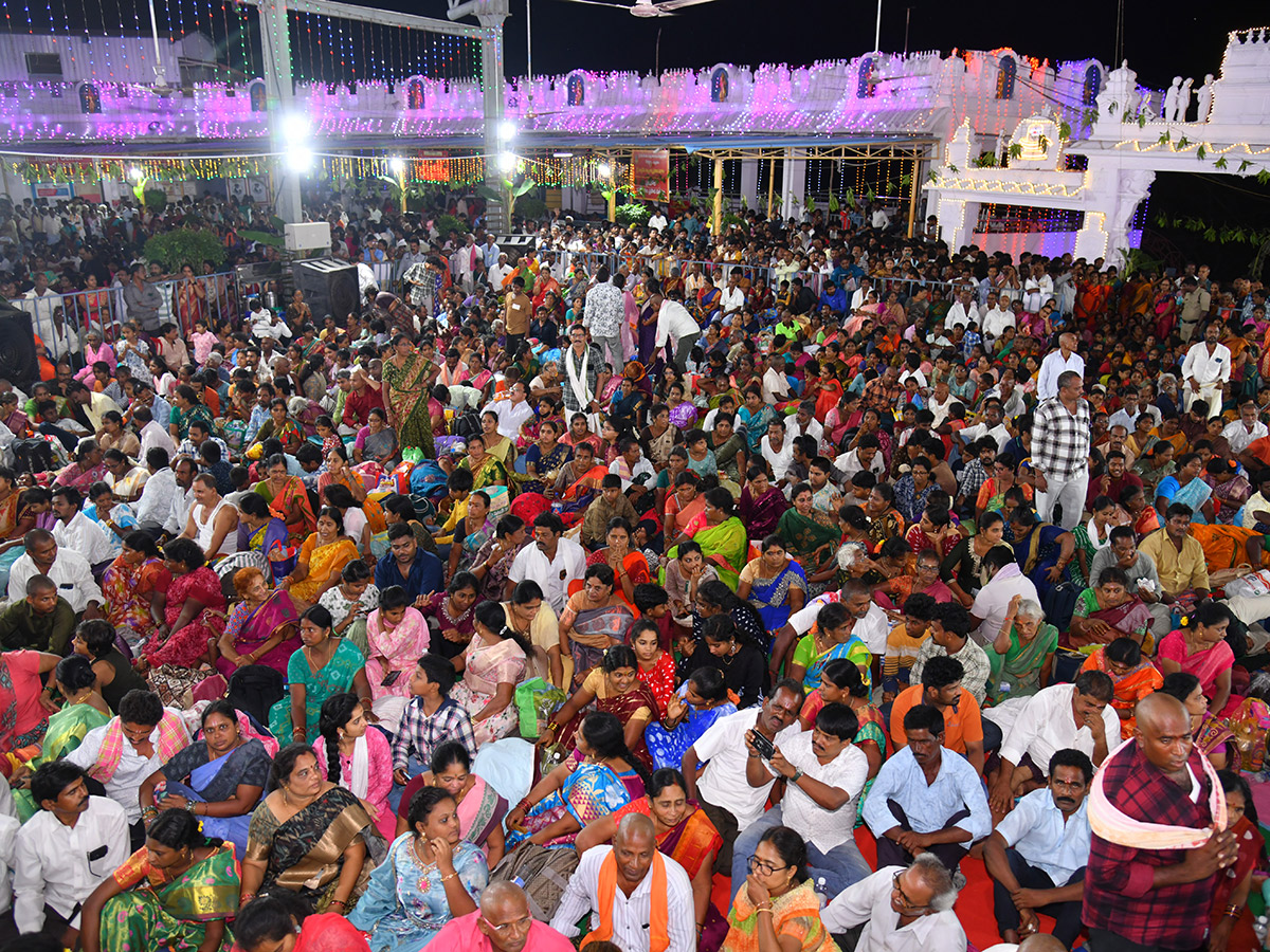 Annavaram_20Satyanarayana_20Swamy_20Kalyanam_202025_20Photos__20_2812_29.jpg 12