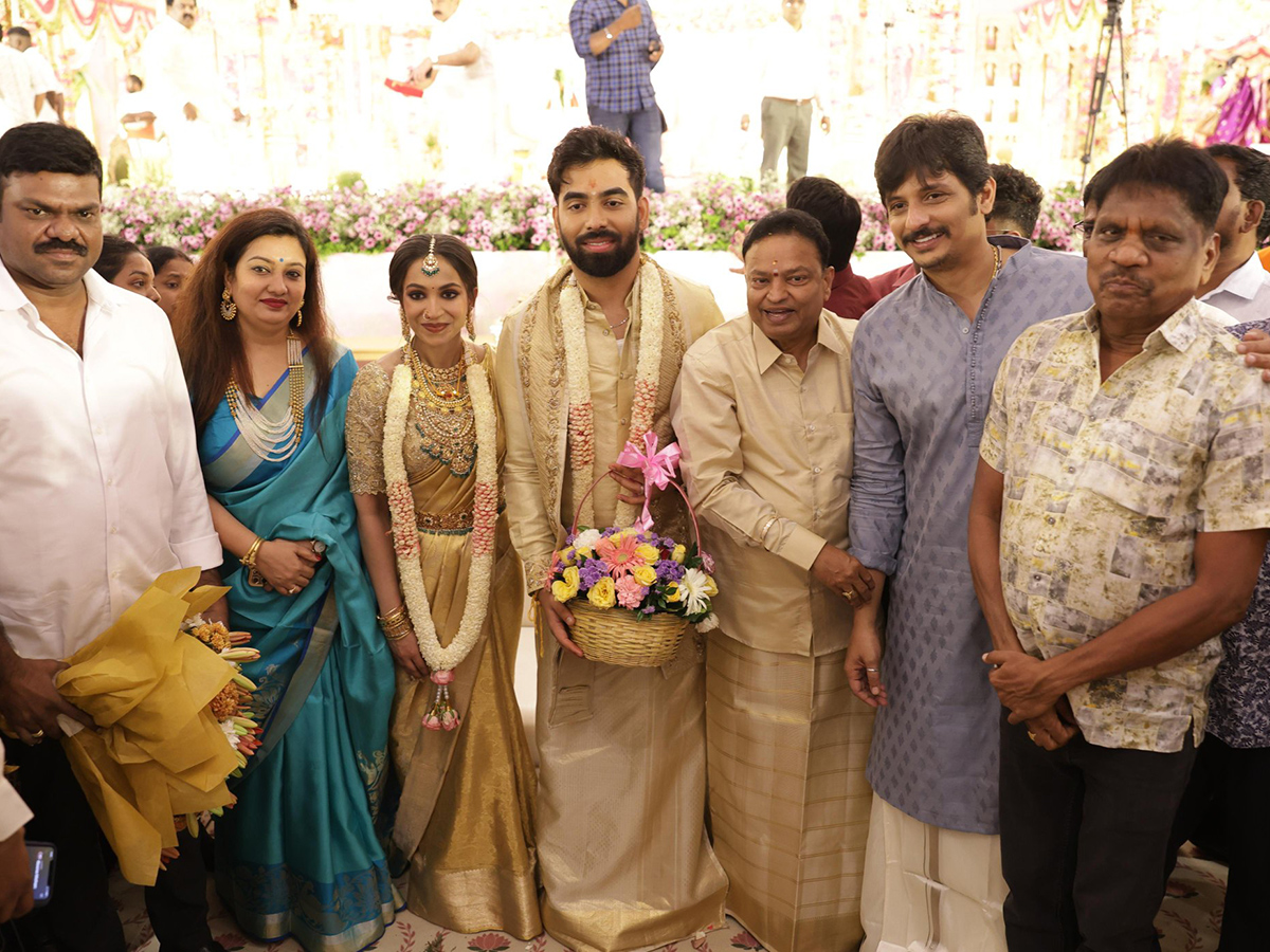Dr_20IshariK_20Ganesh_20Daughter_20Preethaa_20Weds_20Lushvin_20Kumar_20Wedding_20Ceremony__20_2810_29.jpg 10
